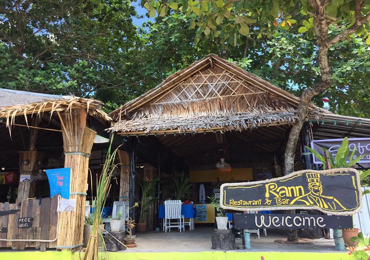 Rann Chalet Beach Side Ko Lanta