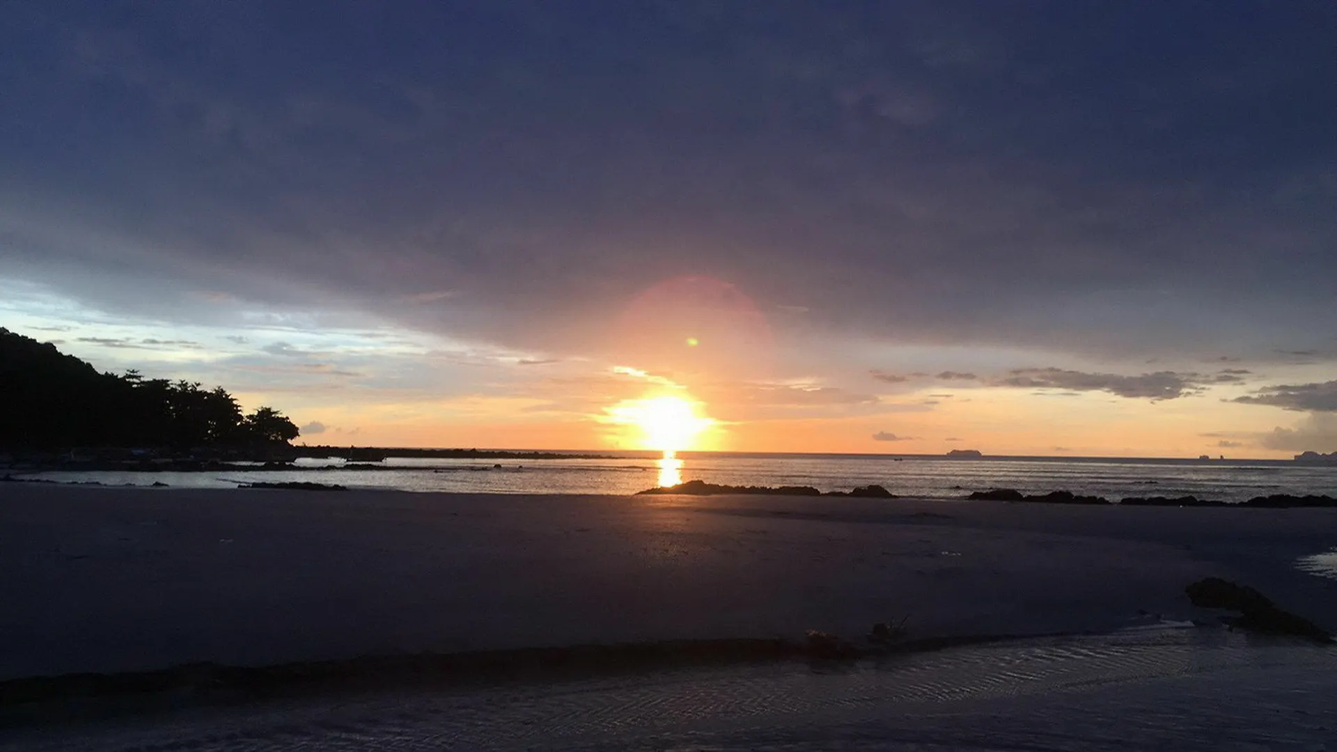Rann Chalet Beach Side Ko Lanta