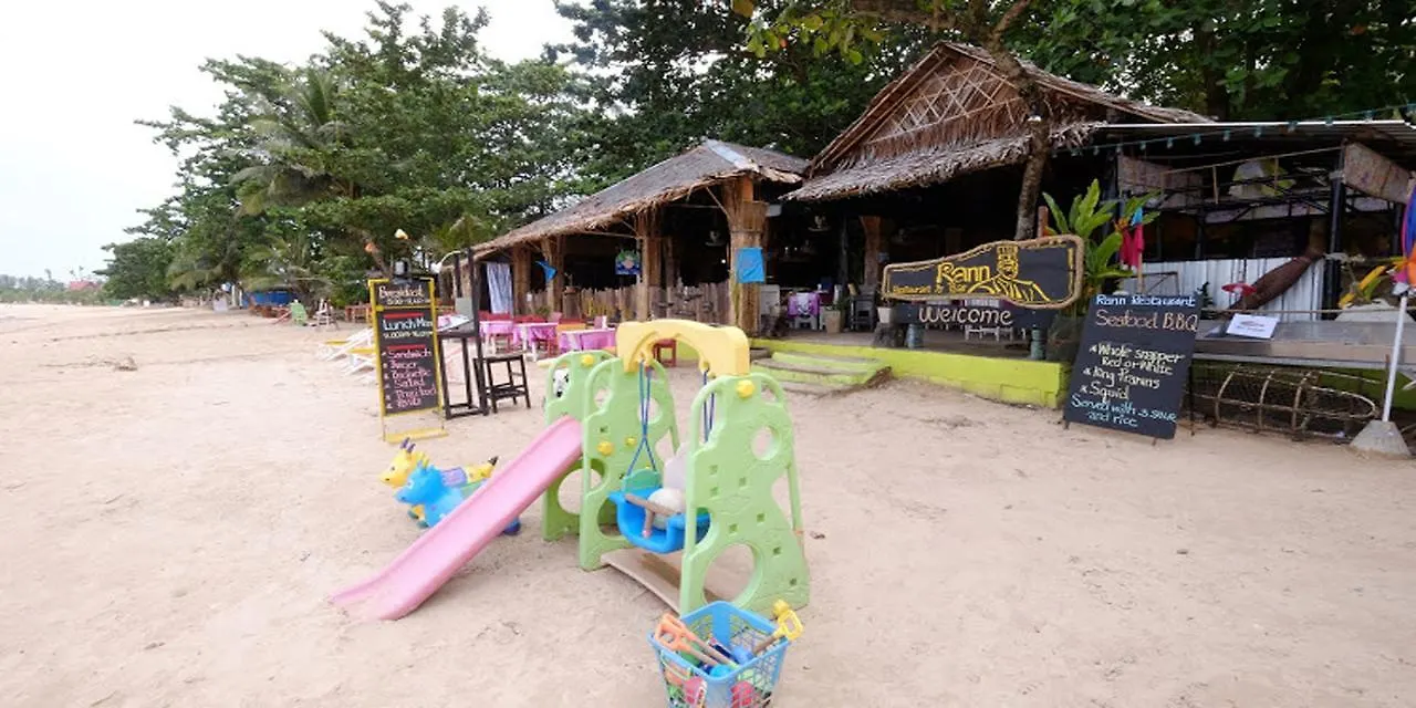 Resort Rann Chalet Beach Side Koh Lanta